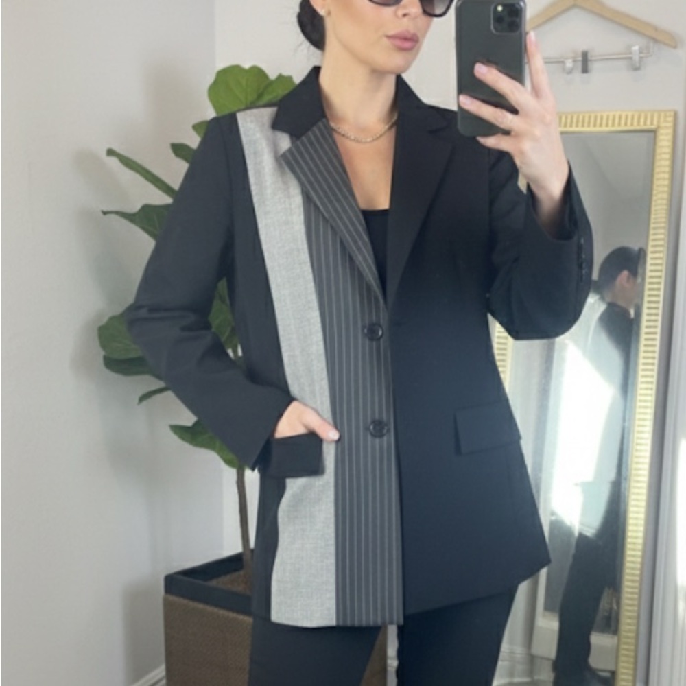 NEW Nesquo $138 Stylish Black and Gray Women's Blazer